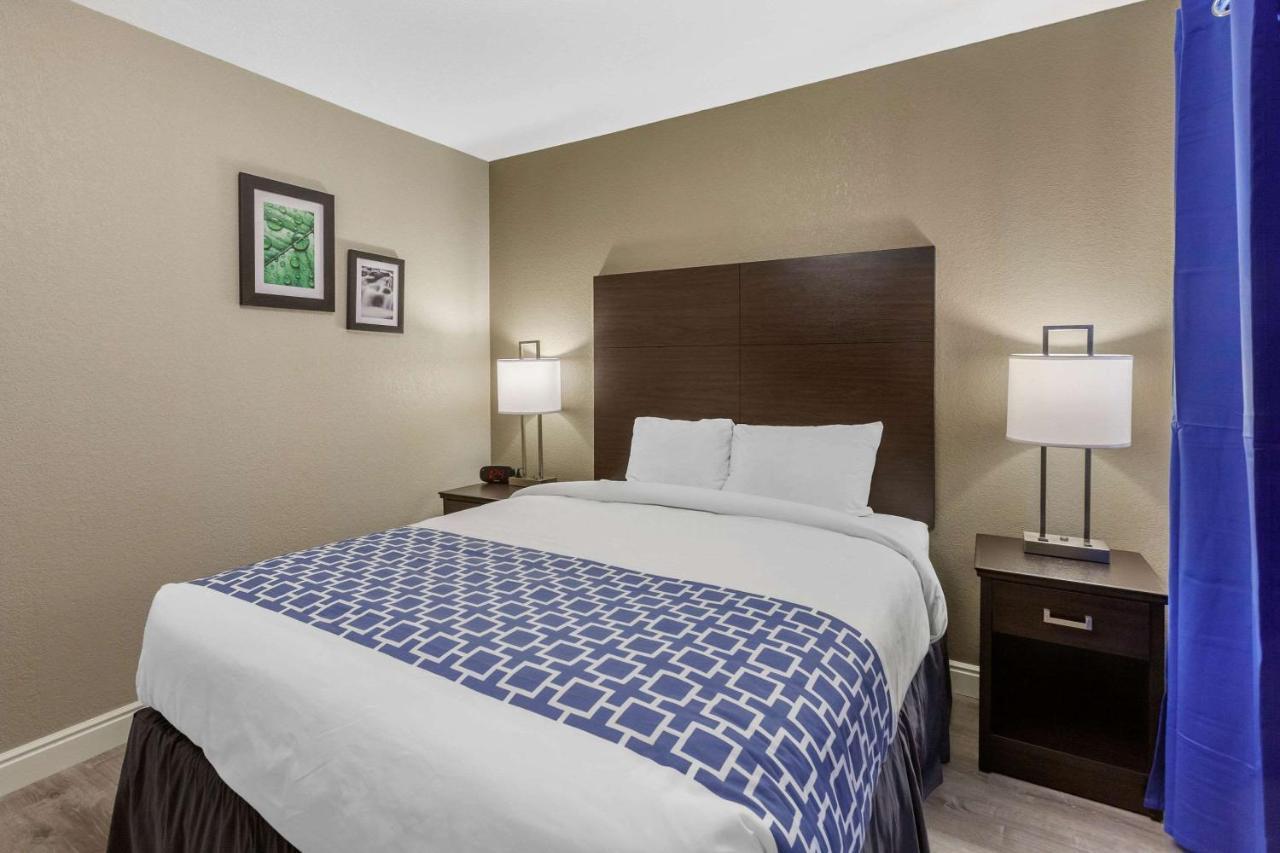 Rodeway Inn & Suites Ontario Buitenkant foto