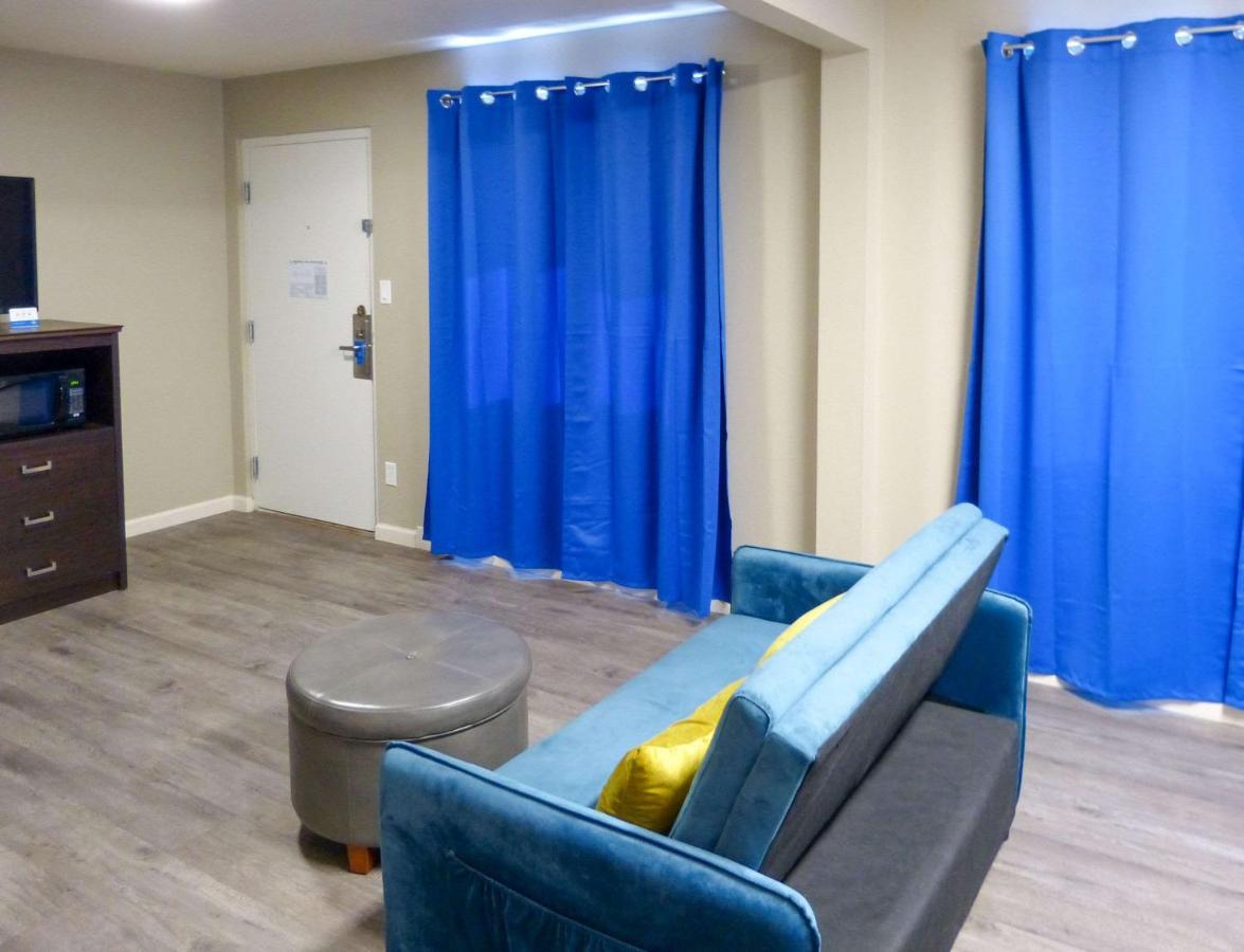 Rodeway Inn & Suites Ontario Buitenkant foto
